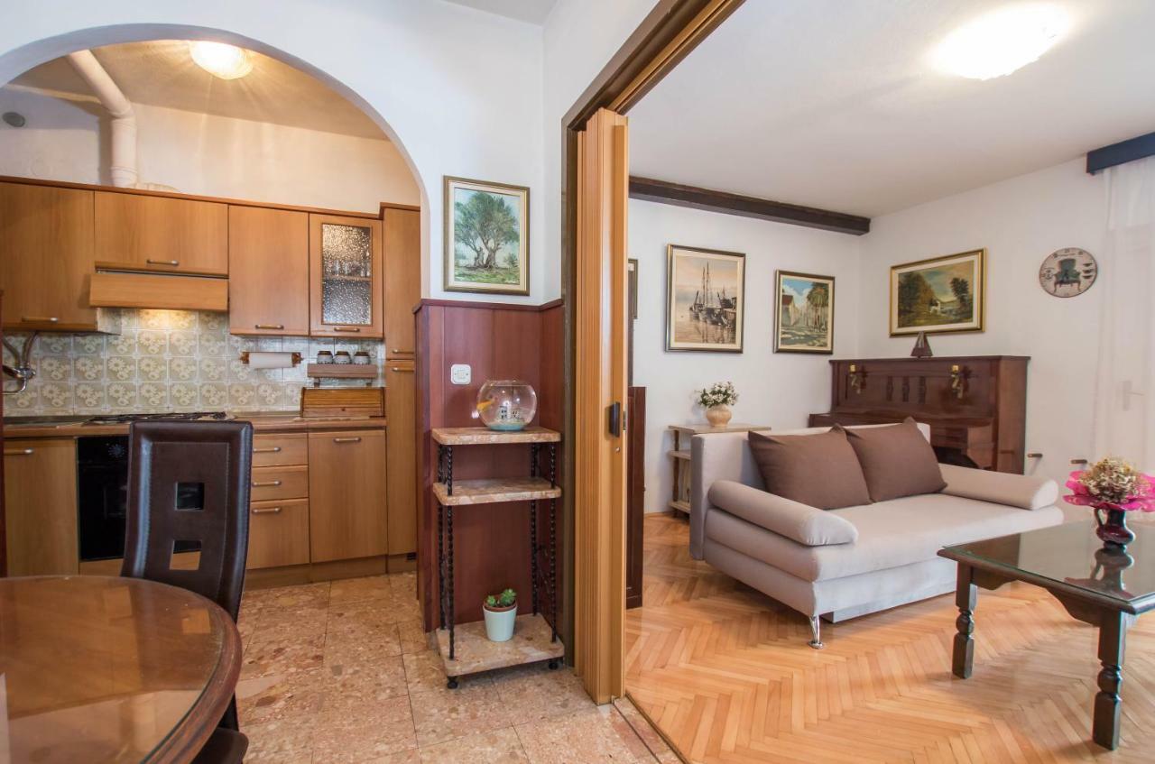 Apartment Cherie Trogir Exteriér fotografie